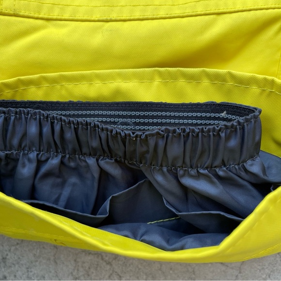 Obermeyer Snow Overall Bib Youth Size 5 I grow preloved markings throughout - Picture 7 of 8